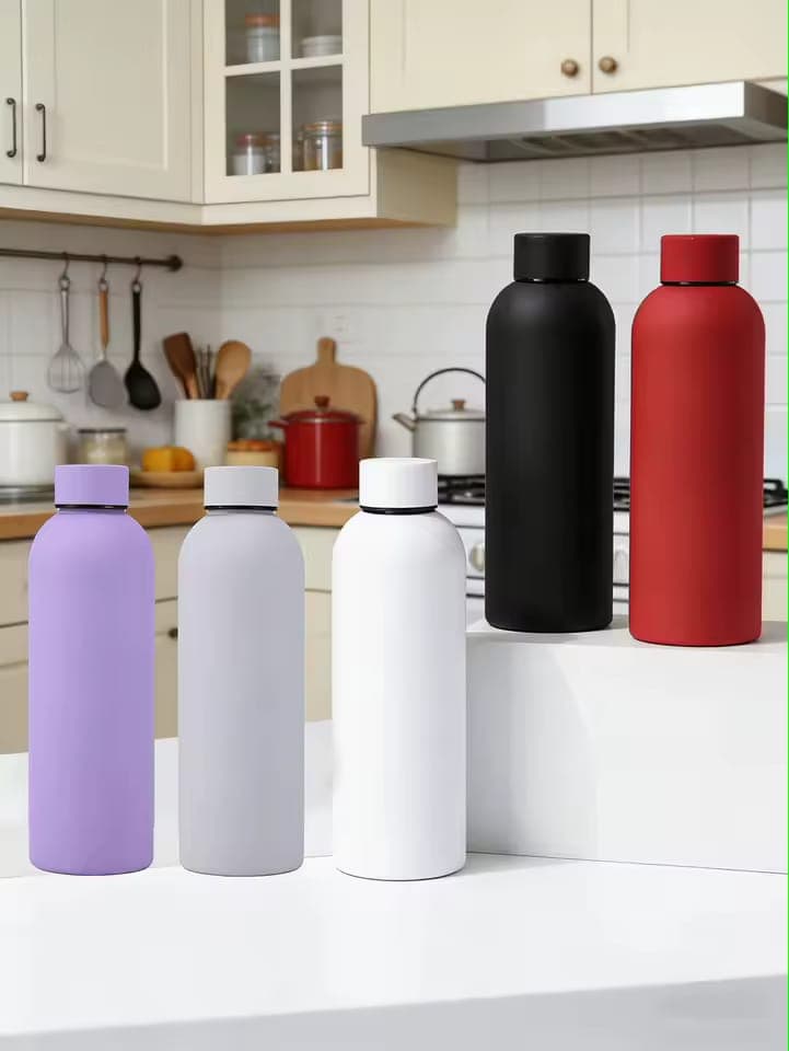 304 Vacuum Insulated Travel Cup detail view for online shoppers in Pakistan
